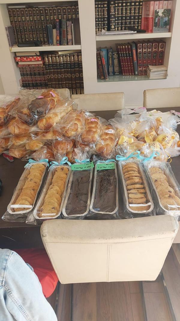 distributing and collecting Pushka's