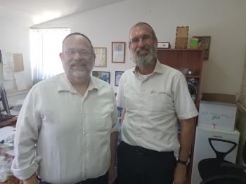  הרב  מאיר ליכטנשטיין רב בית כנסת אוהל יונה מנחם