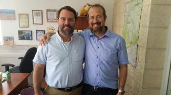 הרב ניר ורגון רב בקהילת 